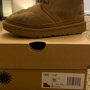 TODDLER UGGS